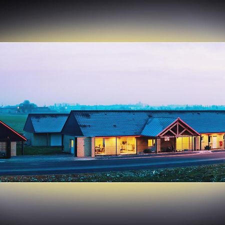 Hotel Fleur De Lys Hazebrouck Εξωτερικό φωτογραφία