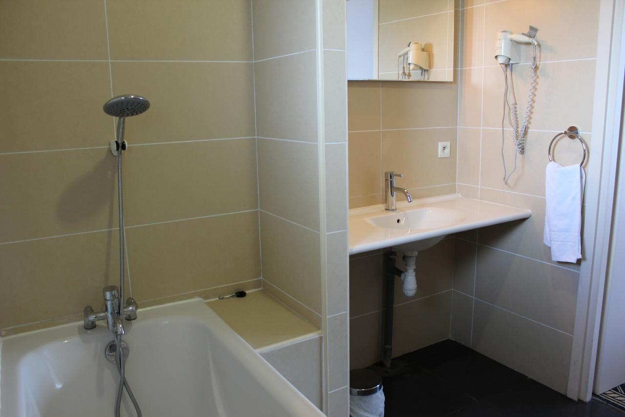 Hotel Fleur De Lys Hazebrouck Εξωτερικό φωτογραφία